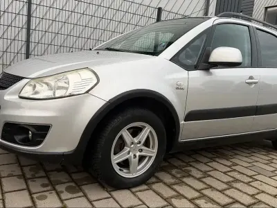 Gebraucht Suzuki SX4 135 PS (99 kW) 2012 Grau Limousine