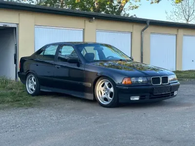 Gebraucht BMW 325 Performance 192 PS (141 kW) 1991 Schwarz Limousine