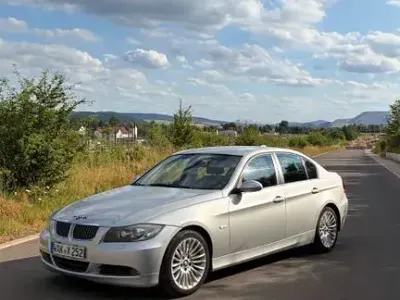 Gebraucht BMW 325 296 PS (217 kW) 2006 Silber Limousine