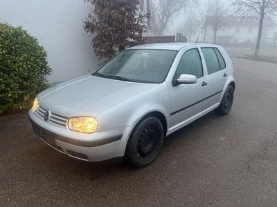 Silber Gebraucht 2000 VW Golf IV Basis Kleinwagen | 1.850 € (Fairer Preis)