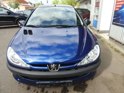 Gebraucht Peugeot 206 75 PS (55 kW) 2005 Blau Kleinwagen