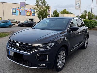 Gebraucht VW T-Roc Sport 150 PS (110 kW) 2018 Grau SUV