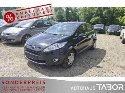 Gebraucht Ford Fiesta Titanium 82 PS (60 kW) 2012 Unbekannt Kleinwagen