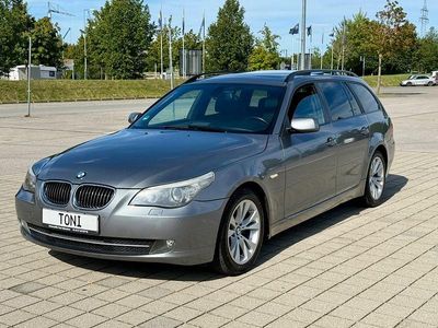 BMW 523