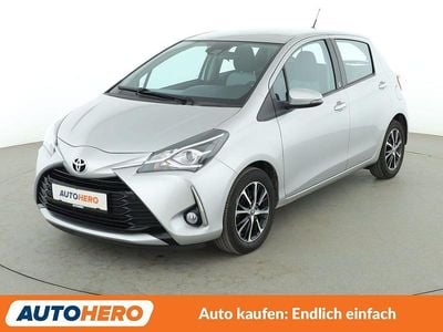 Gebraucht Toyota Yaris Team 111 PS (81 kW) 2018 Grau Limousine
