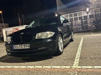 Gebraucht BMW 118 Sport Line 143 PS (105 kW) 2008 Schwarz Kleinwagen