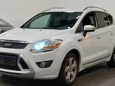 Gebraucht Ford Kuga Titanium 140 PS (102 kW) 2010 Weiß SUV