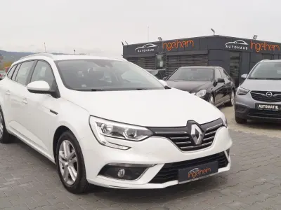 Gebraucht Renault Mégane GrandTour Business 140 PS (102 kW) 2019 Weiß Kombi