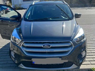 gebraucht Ford Kuga Kuga1.5 EcoBoost 4x4 Aut. Trend