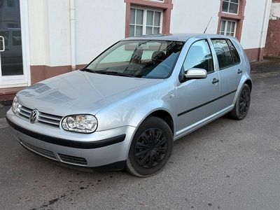 Gebraucht VW Golf IV 70 PS (51 kW) 2002 Silber Limousine