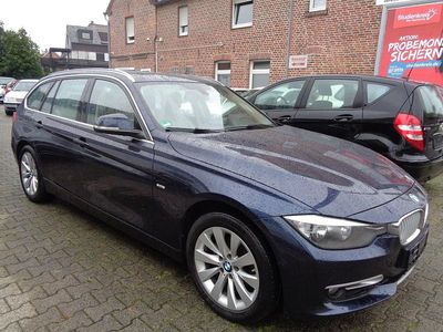 Gebraucht BMW 318 Luxury Line 143 PS (105 kW) 2014 Blau Kombi