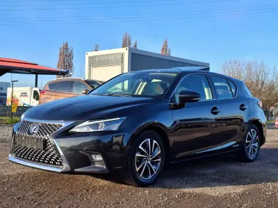 Begagnad Lexus CT200h 136 HK (100 kW) 2020 Svart Sedan