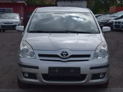 Gebraucht Toyota Corolla Verso Sol 129 PS (94 kW) 2007 Silber Van / Kleinbus