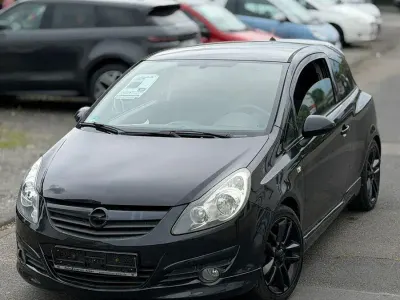 Używany Opel Corsa Sport 101 KM (74 kW) 2010 Czarny Hatchback