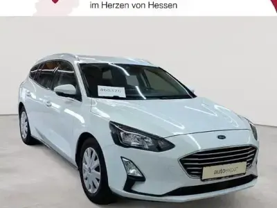 Gebraucht Ford Focus Cool & Connect 120 PS (88 kW) 2020 Frostweiss Kombi