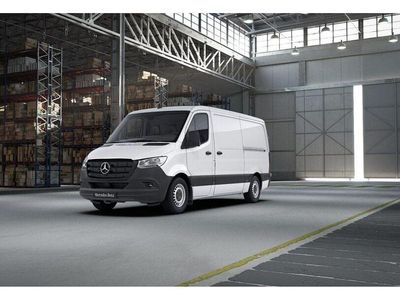 Gebraucht Mercedes Sprinter 163 PS (119 kW) 2021 Arktikweiß Van
