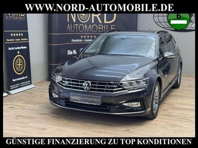 Usata VW Passat R-line 150 CV (110 kW) 2023 Grigio Station wagon