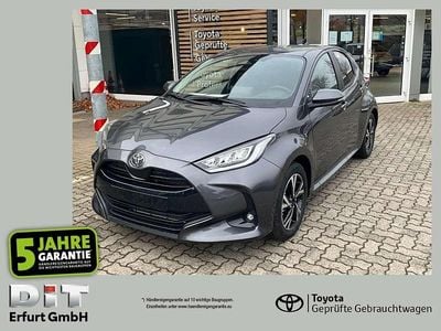 Neu Toyota Yaris Hybrid 116 PS (85 kW) 2025 Grey metallic Kleinwagen