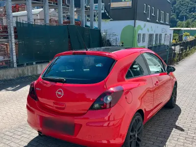 Gebraucht Opel Corsa 90 PS (66 kW) 2009 Rot Kleinwagen