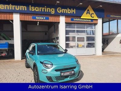 Novo Fiat 600E Business 114 kW (156 HP) 2026 Azul Sedan