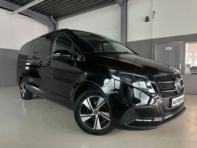 Gebraucht Mercedes V250 190 PS (139 kW) 2024 Schwarz Van / Kleinbus