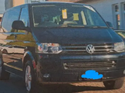 Begagnad VW Multivan Highline 179 HK (131 kW) 2010 Svart Minibuss