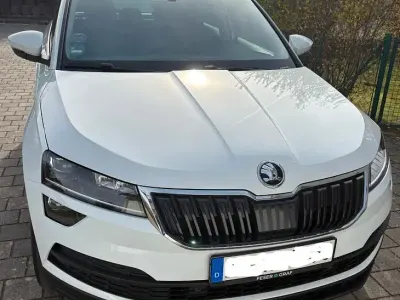 Używany Skoda Karoq Clever 150 KM (110 kW) 2021 Biały SUV