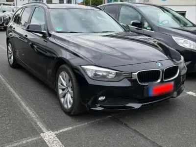 Gebraucht BMW 320 184 PS (135 kW) 2012 Schwarz Kombi