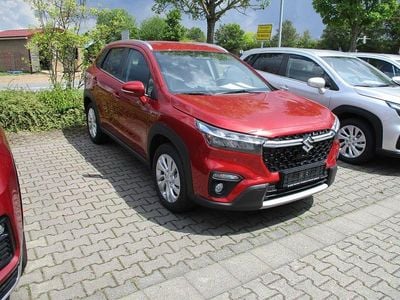 Rot Neu 2025 Suzuki SX4 S-Cross Comfort SUV | 28.999 € (Etwas zu teuer)