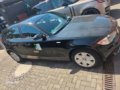 Gebraucht BMW 118 143 PS (105 kW) 2009 Schwarz Kleinwagen