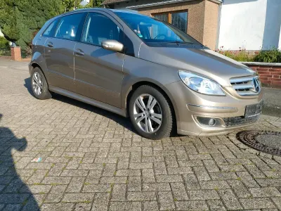 Gebraucht Mercedes B200 2005 Gold Van / Kleinbus