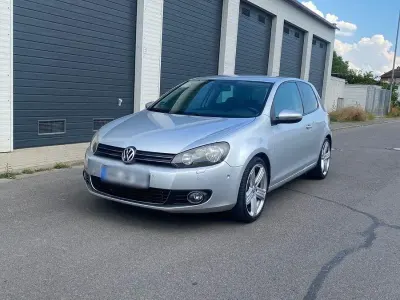 Gebraucht VW Golf VI Highline 160 PS (117 kW) 2009 Silber Kleinwagen
