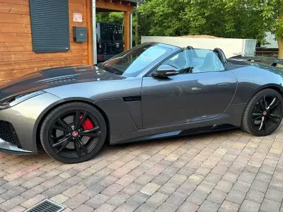 Gebraucht Jaguar F-Type SVR 575 PS (422 kW) 2017 Grau Cabrio