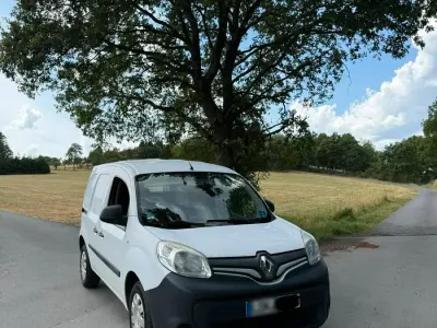 Gebraucht Renault Kangoo 75 PS (55 kW) 2015 Weiß Van / Kleinbus