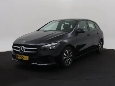 Gebraucht Mercedes B180 136 PS (100 kW) 2021 Schwarz Van / Kleinbus