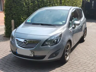 Gebraucht Opel Meriva Color Edition 120 PS (88 kW) 2011 Grau Van / Kleinbus