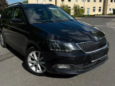 Używany Skoda Fabia Joy 75 KM (55 kW) 2016 Czarny Kombi