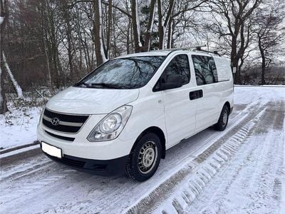 Gebraucht Hyundai H-1 116 PS (85 kW) 2014 Weiß Van / Kleinbus