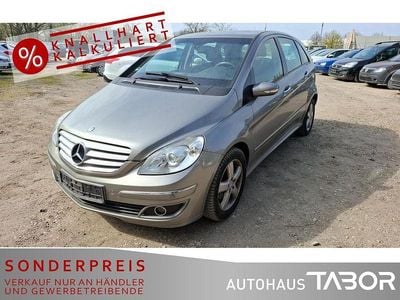 Gebraucht Mercedes B200 136 PS (100 kW) 2006 Kometgrau  metalliclack Van / Kleinbus