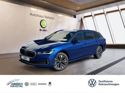 Blau (atlantic blau) Neu 2025 Skoda Superb Kombi | 46.950 € (Fairer Preis)