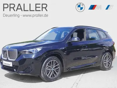 Gebraucht BMW iX1 M Sport 150 kW (204 PS) 2025 Saphirschwarz SUV