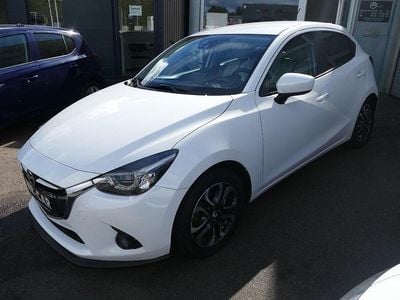 Weiß Gebraucht 2015 Mazda 2 Edition Kleinwagen | 9.990 € (Fairer Preis)