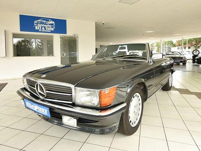 Schwarz Gebraucht 1987 Mercedes SL300 Cabrio | 39.980 €