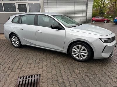 Gebraucht Opel Astra Edition 131 PS (96 kW) 2025 Silber Kombi