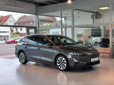 Gebraucht Ford Focus 150 PS (110 kW) 2019 Grau Kombi