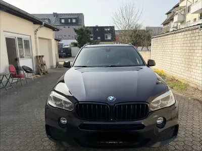 Usata BMW X5 Sport Line 258 CV (189 kW) 2015 Blu SUV