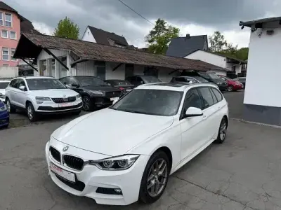 Gebraucht BMW 330 M Sport 252 PS (185 kW) 2016 Weiß Kombi