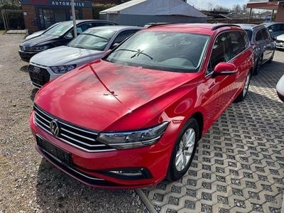 Gebraucht VW Passat Business 122 PS (89 kW) 2023 Rot Kombi