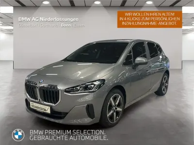 Gebraucht BMW 223 Active Tourer Sport Line 204 PS (150 kW) 2023 Grau Van / Kleinbus