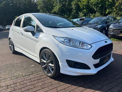 Weiß Gebraucht 2017 Ford Fiesta ST-Line Kleinwagen | 9.490 € (Guter Preis)